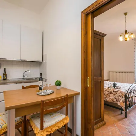 Casa vacanze La Casina Di Luca By Interhome