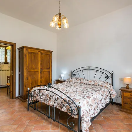 La Casina Di Luca By Interhome